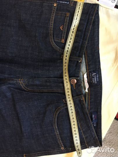 Джинсы armani