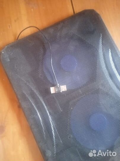 Подставка с охлаждением для ноутбука