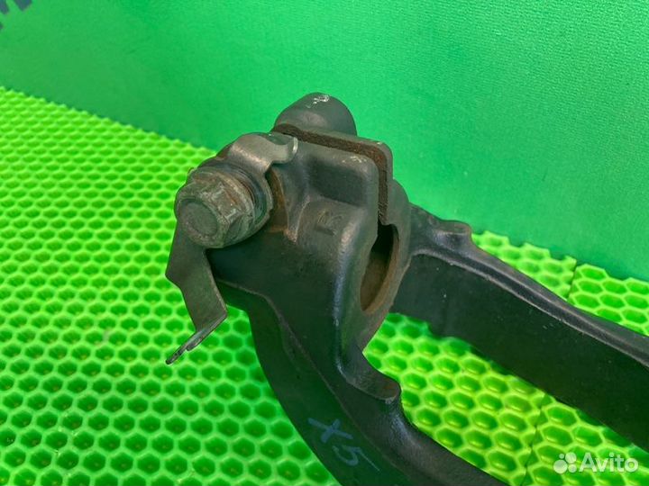 Кронштейн амортизатора передний правый Bmw X5 E70