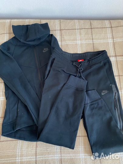Спортивный космтюм nike оригинал