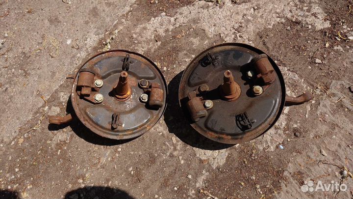 Кулак поворотный москвич 408 412 под барабаны