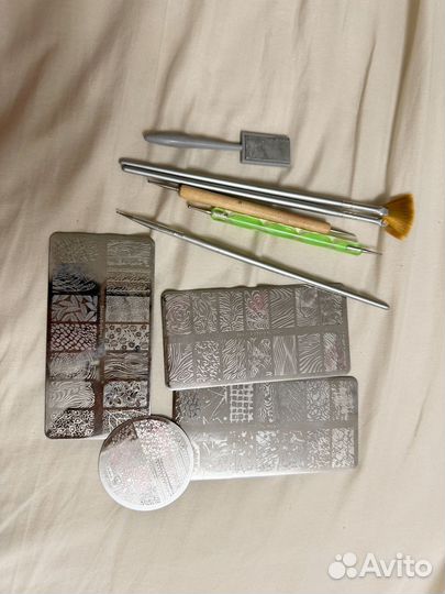 Маникюр лаки/стемпинг/декор/кисти/стразы