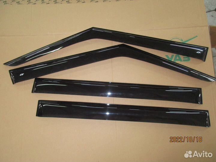 Дефлекторы окон Suzuki Swift