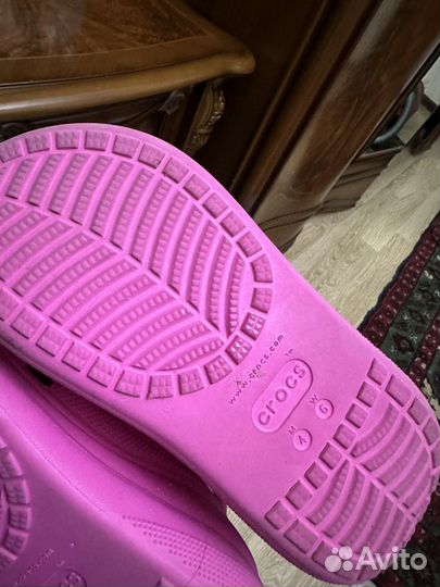 Продаю crocs оригинал