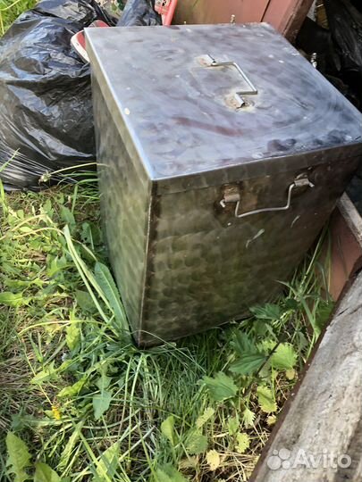 Емкость для воды из нержавейки с крышкой