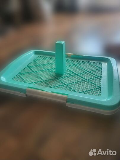 Лоток для собак со столбиком