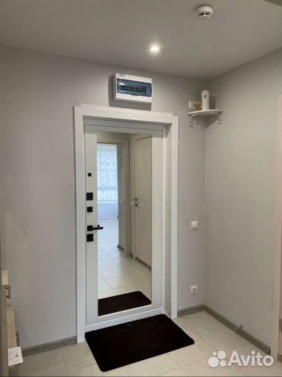 Дверь входная металлическая новая