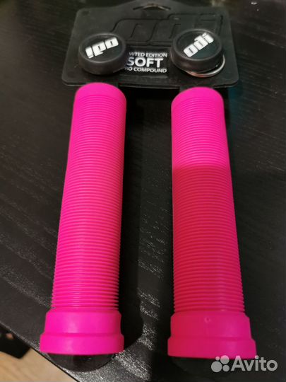 Грипсы ODI розовые