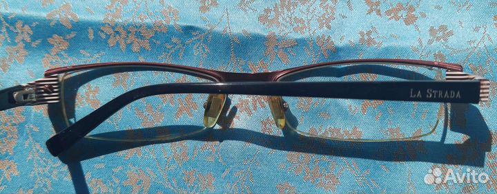 Очки для чтения 1.0