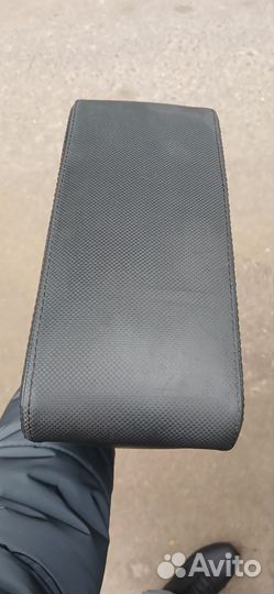 Подлокотник volkswagen polo sedan