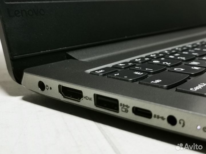 Ультрабук Lenovo /AMD A9-9425/8/128SSD/FHD 14.0