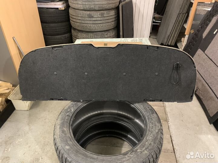 Пол багажника Toyota Ipsum 2001-2009