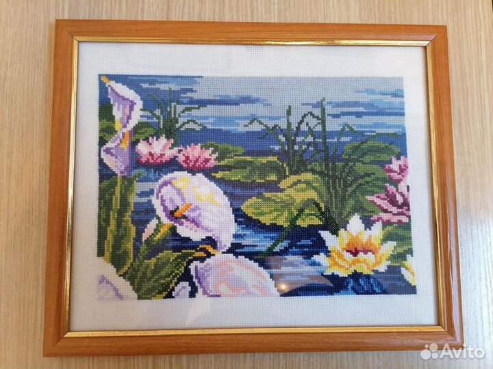 Картина в раме, вышивка крестом