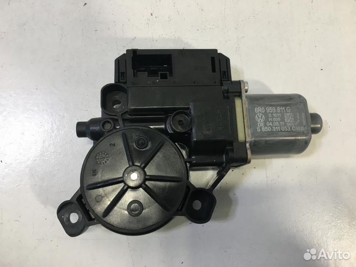 Моторчик стеклоподъемника Volkswagen Polo Hatch 20