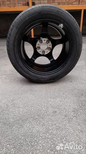Колесо на автомобиль