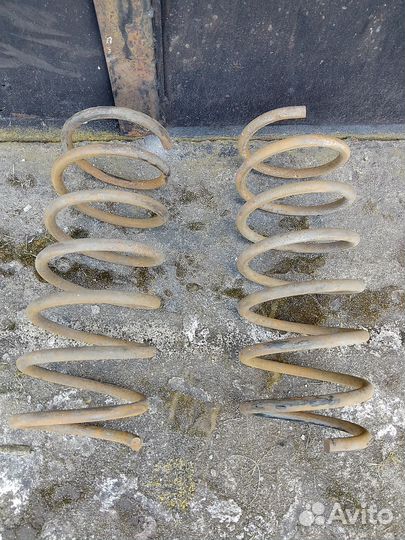 Пружины передние bmw 5 e34