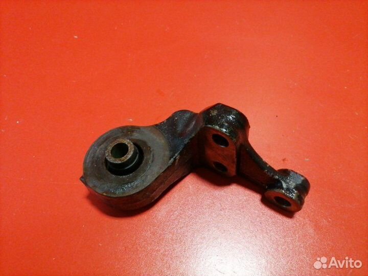 Кронштейн редуктора передний Lexus Lx570 URJ201L