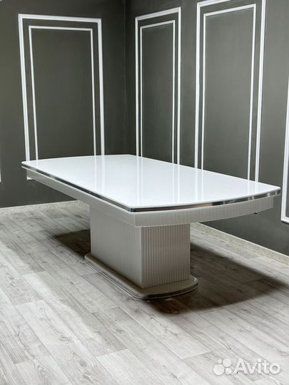 В наличии стол \ оплата при получении