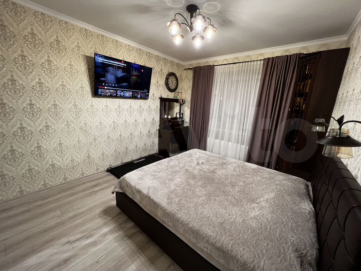 3-к. квартира, 70 м², 2/17 эт.