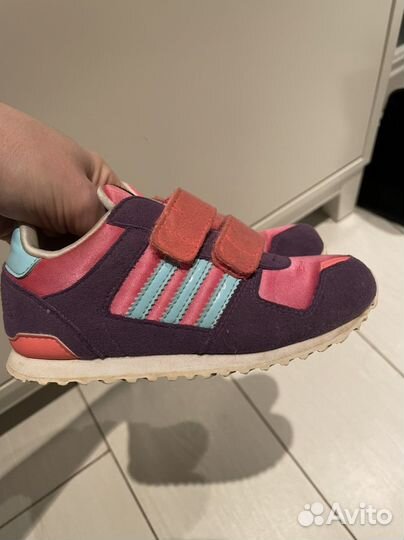 Кроссовки adidas