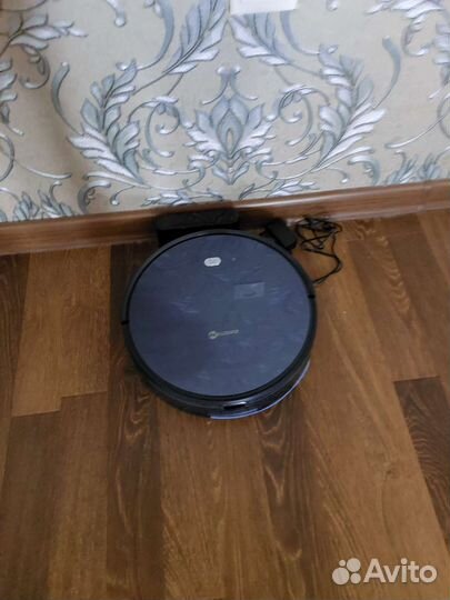 Робот пылесос neatsvor x500