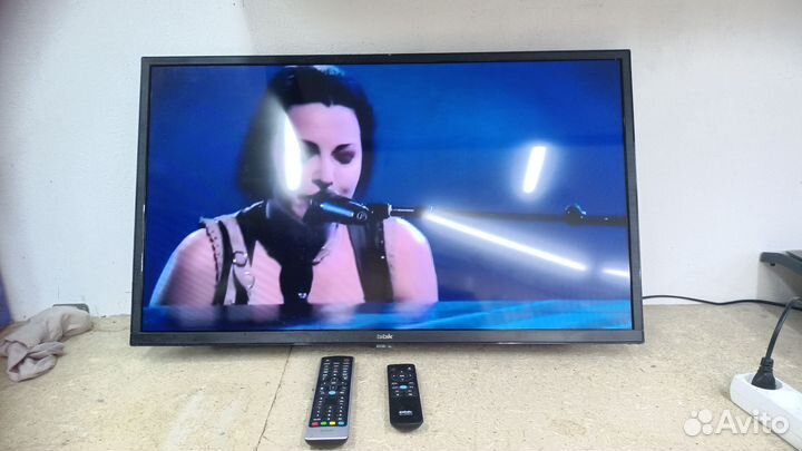 Телевизор SMART tv 32