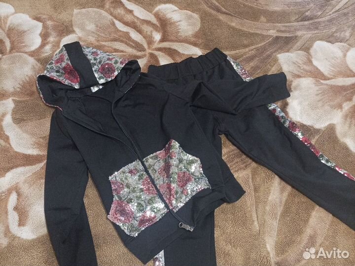 Спортивный костюм для девочки 122