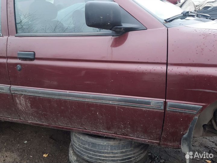 Передняя правая дверь ford escort clx