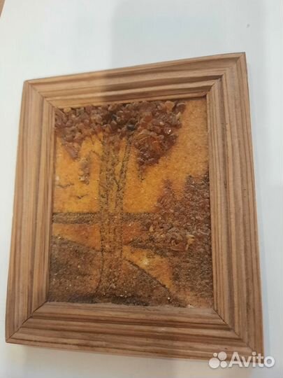 Картина из сосновой смолы. Пейзаж
