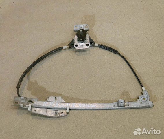 Стеклоподъемник задний правый VW Passat B3