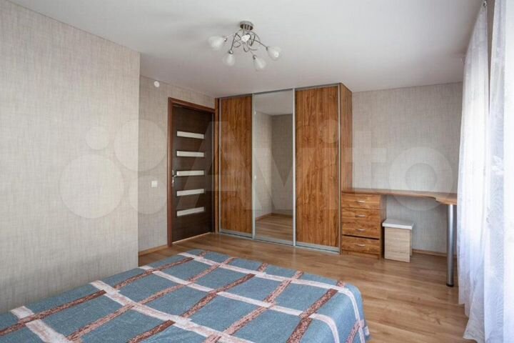 Дом 200 м² на участке 2 сот.