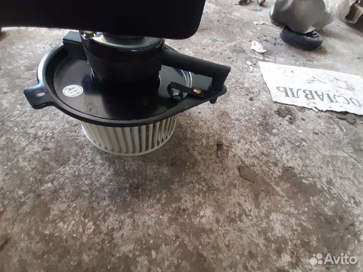 Моторчик печки Chery Amulet