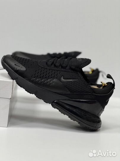 Кроссовки женские Nike AIR MAX 270