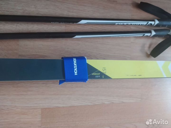 Лыжи и лыжные ботинки