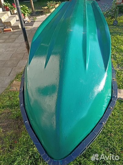 Лодка стеклопластиковая