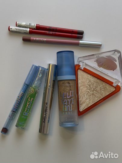 Набор косметики (Influence, Arive, Shu, Soda)