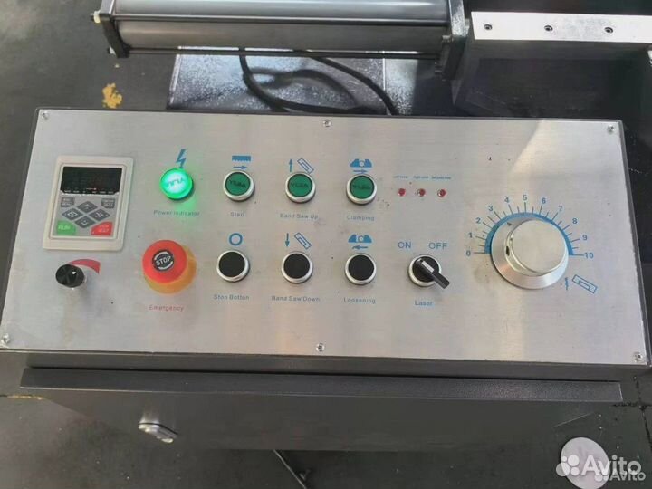 Ленточнопильный станок для резки металла под углом