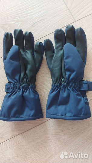 Шапка шлем kivat, шапка adidas, перчатки reima