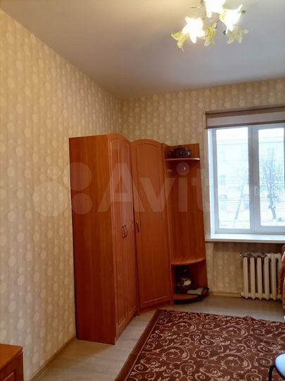 Комната 13 м² в 1-к., 2/4 эт.