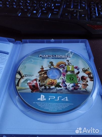 Диск На PS4 plants vs zombies battle
