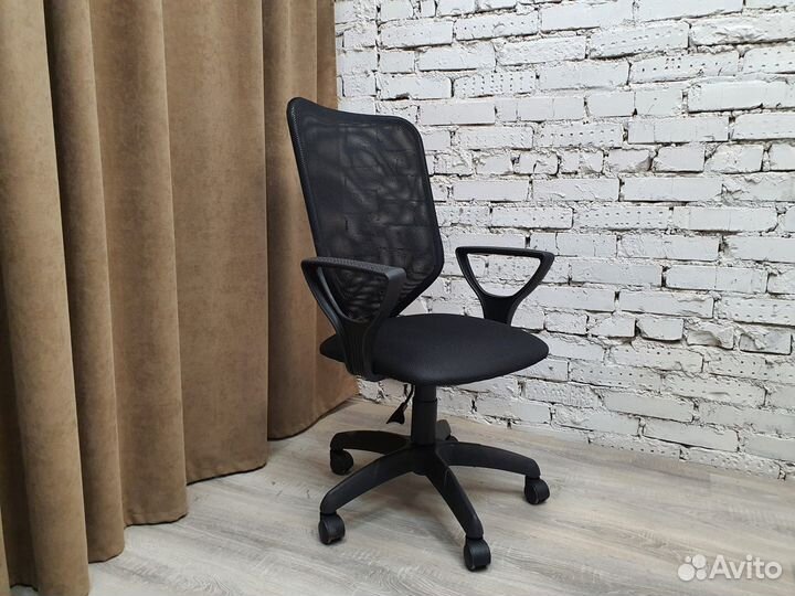 Компьютерное кресло