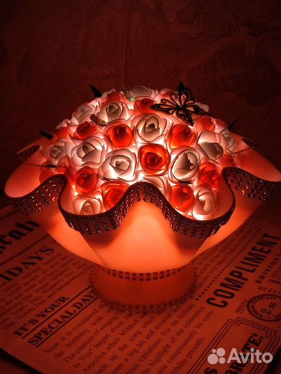 Светильник настольный