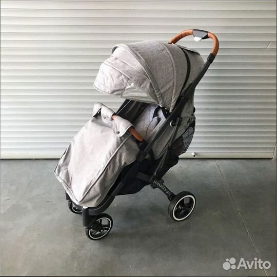 Yoya Plus Коляска