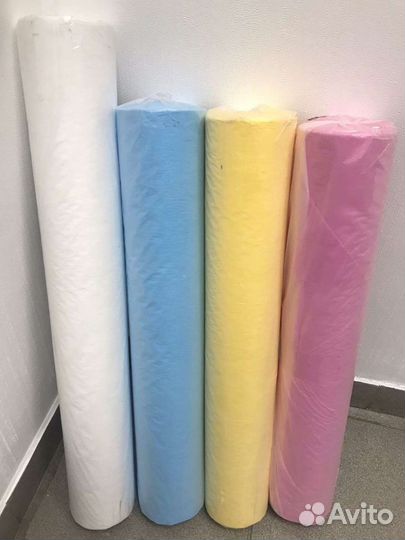 Одноразовые простыни в рулоне по 100 шт