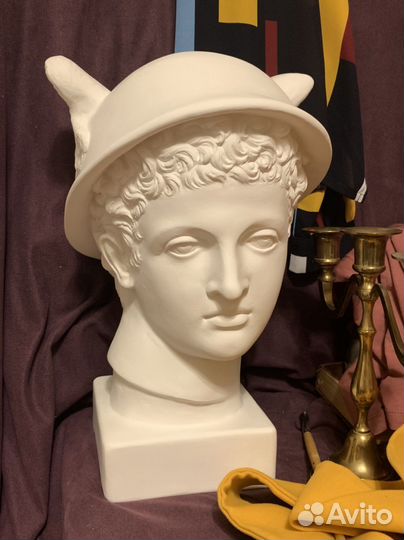 Гипсовая голова