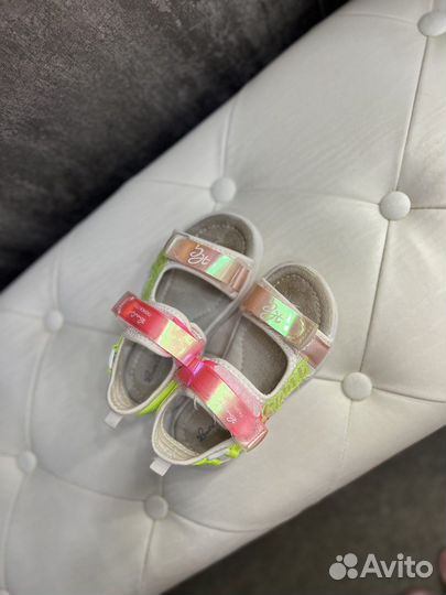 Босоножки для девочки