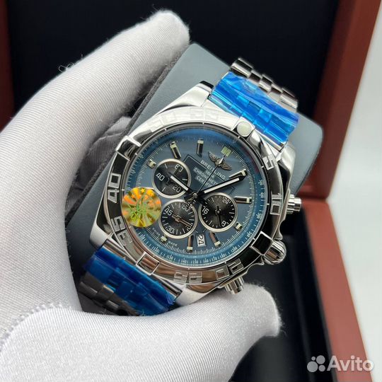 Часы Breitling