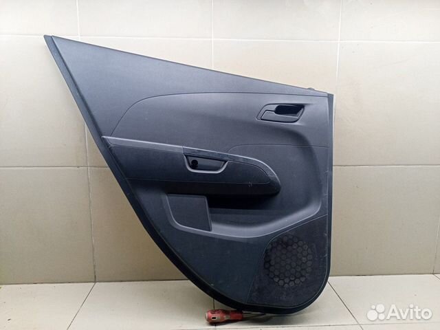 Обшивка двери задней левой Aveo (T300) 2011