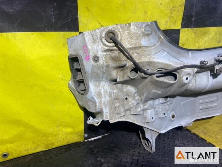 Задняя панель кузова toyota spade