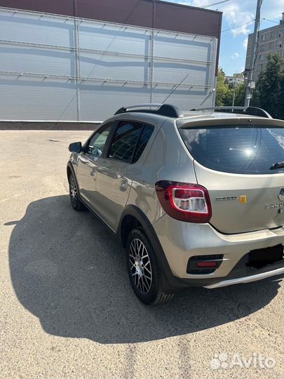 Renault Sandero Stepway 1.6 AT, 2017, 90 000 км